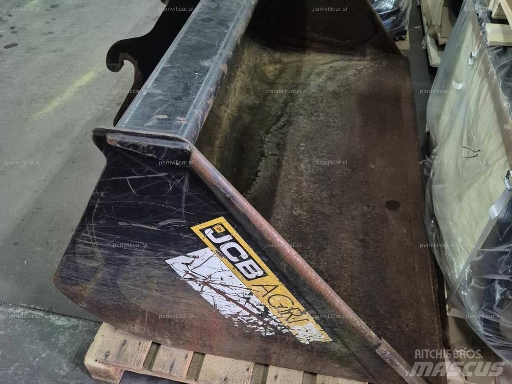 JCB TM220 T4 C Вилични кари-повдигачи - други