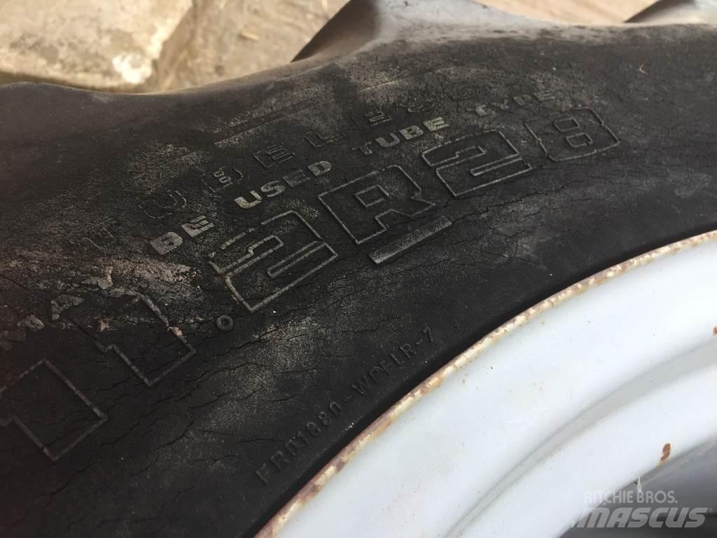 Goodyear  Други аксесоари за трактори