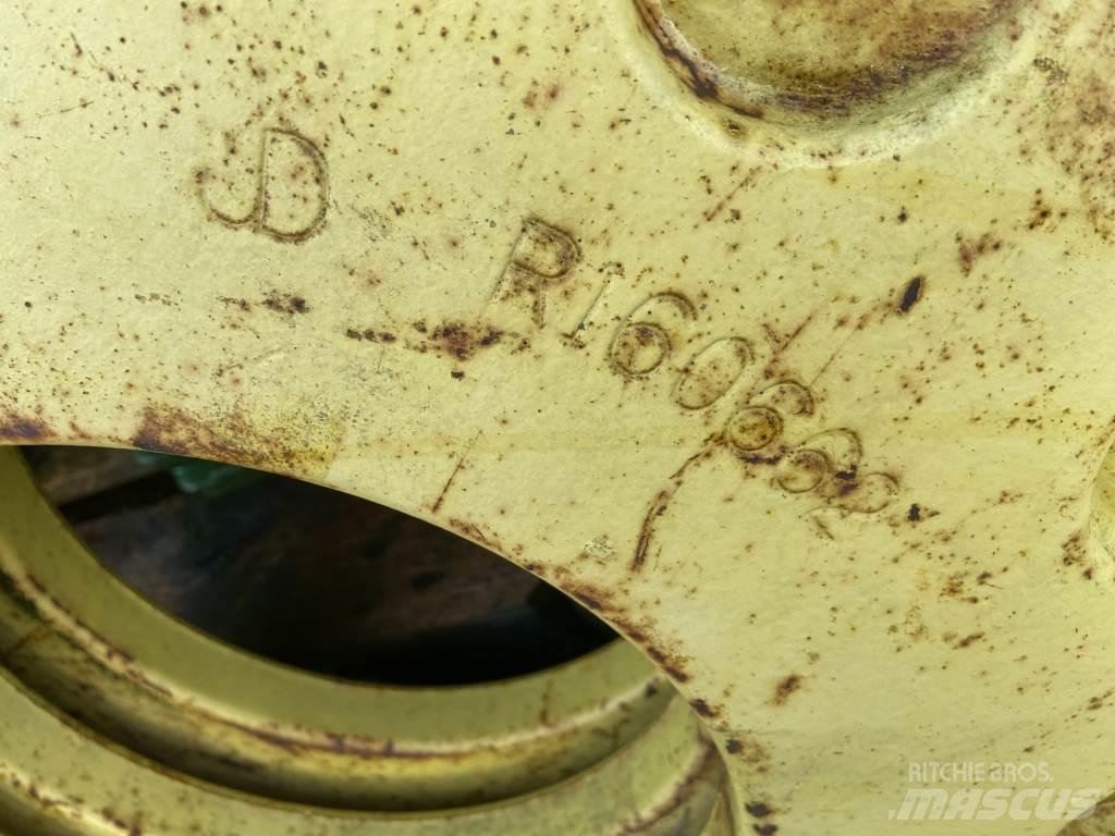 John Deere  Други аксесоари за трактори