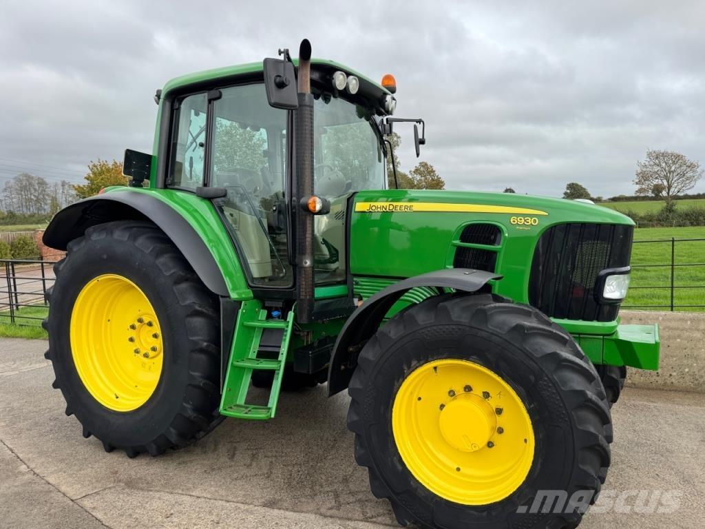 John Deere 6930 Трактори