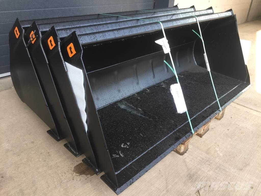 Quicke 8210 III Други аксесоари за трактори