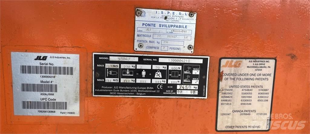 JLG  Съчленени стрелови подемници