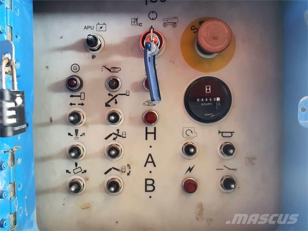 HAB T22 JD 4 WD Телескопични повдигачи
