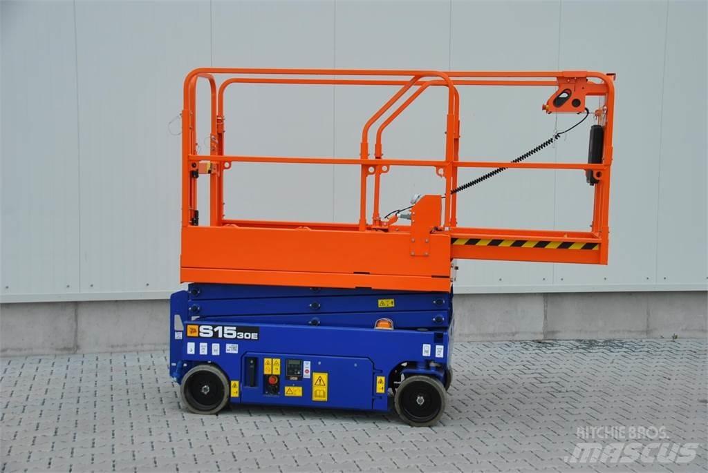 JCB S1530E Ножични работни платформи