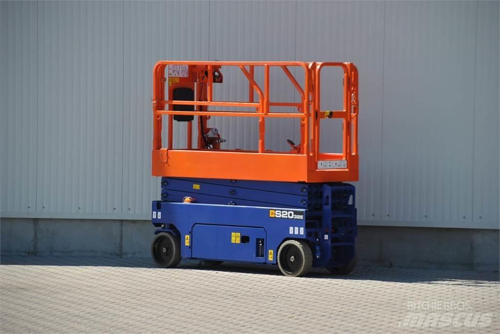 JCB S2032E Ножични работни платформи