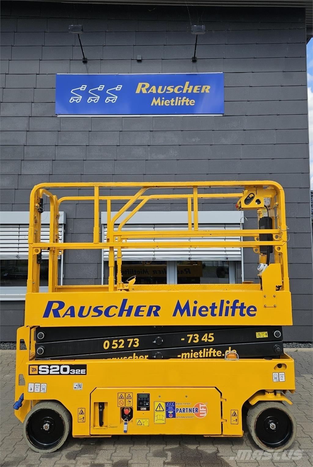 JCB S2032E Ножични работни платформи