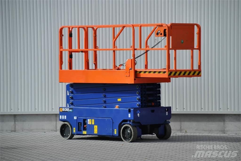 JCB S3246E ED Ножични работни платформи