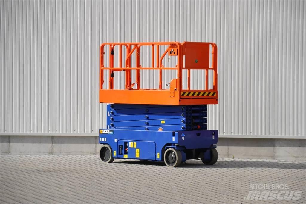 JCB S3246E ED Ножични работни платформи