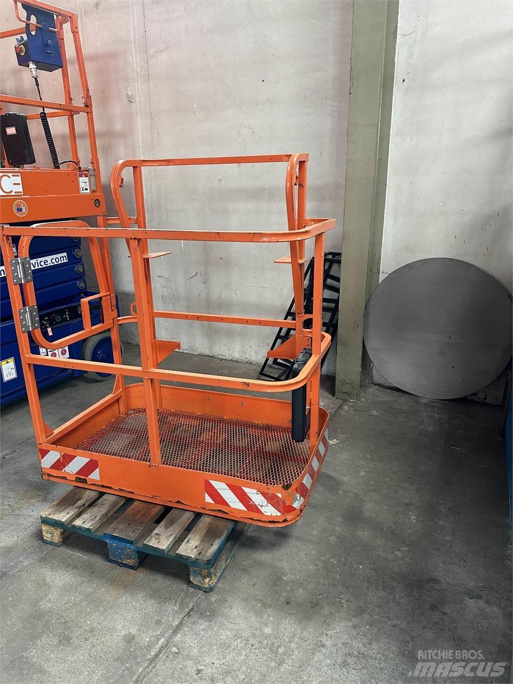 JLG 1001186387s Строителство - Други