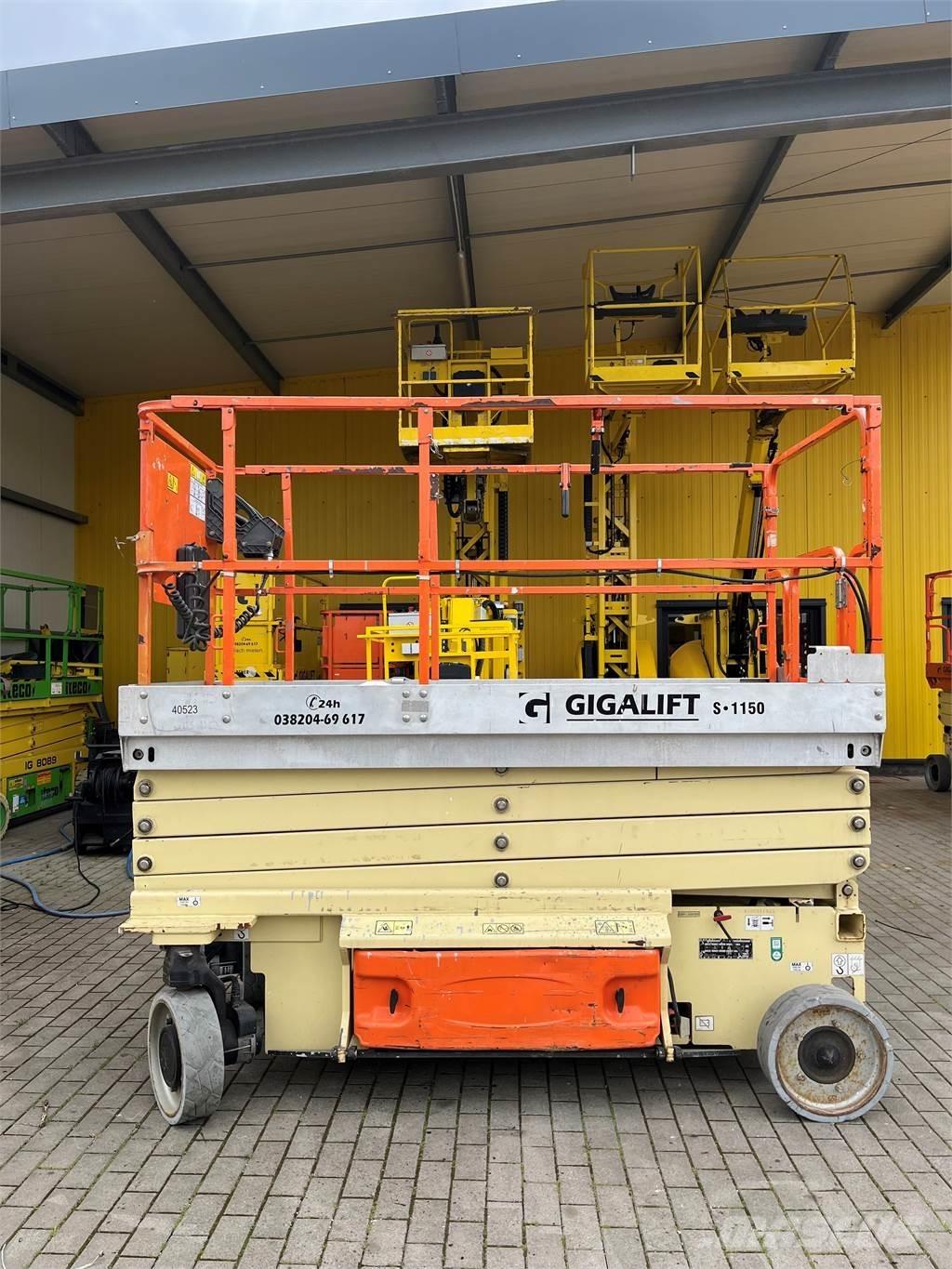 JLG 3246 ES Ножични работни платформи