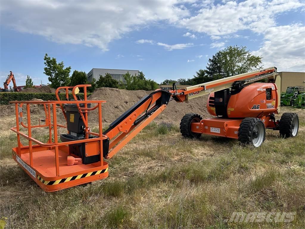 JLG 600AJ Съчленени стрелови подемници