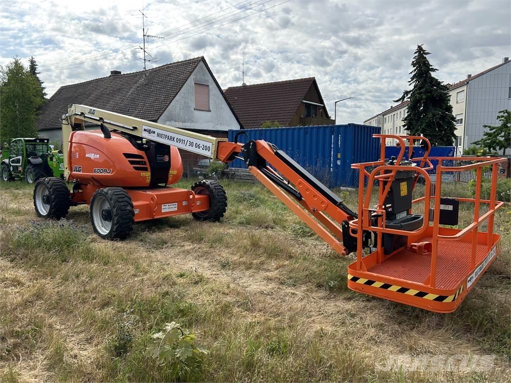 JLG 600AJ Съчленени стрелови подемници