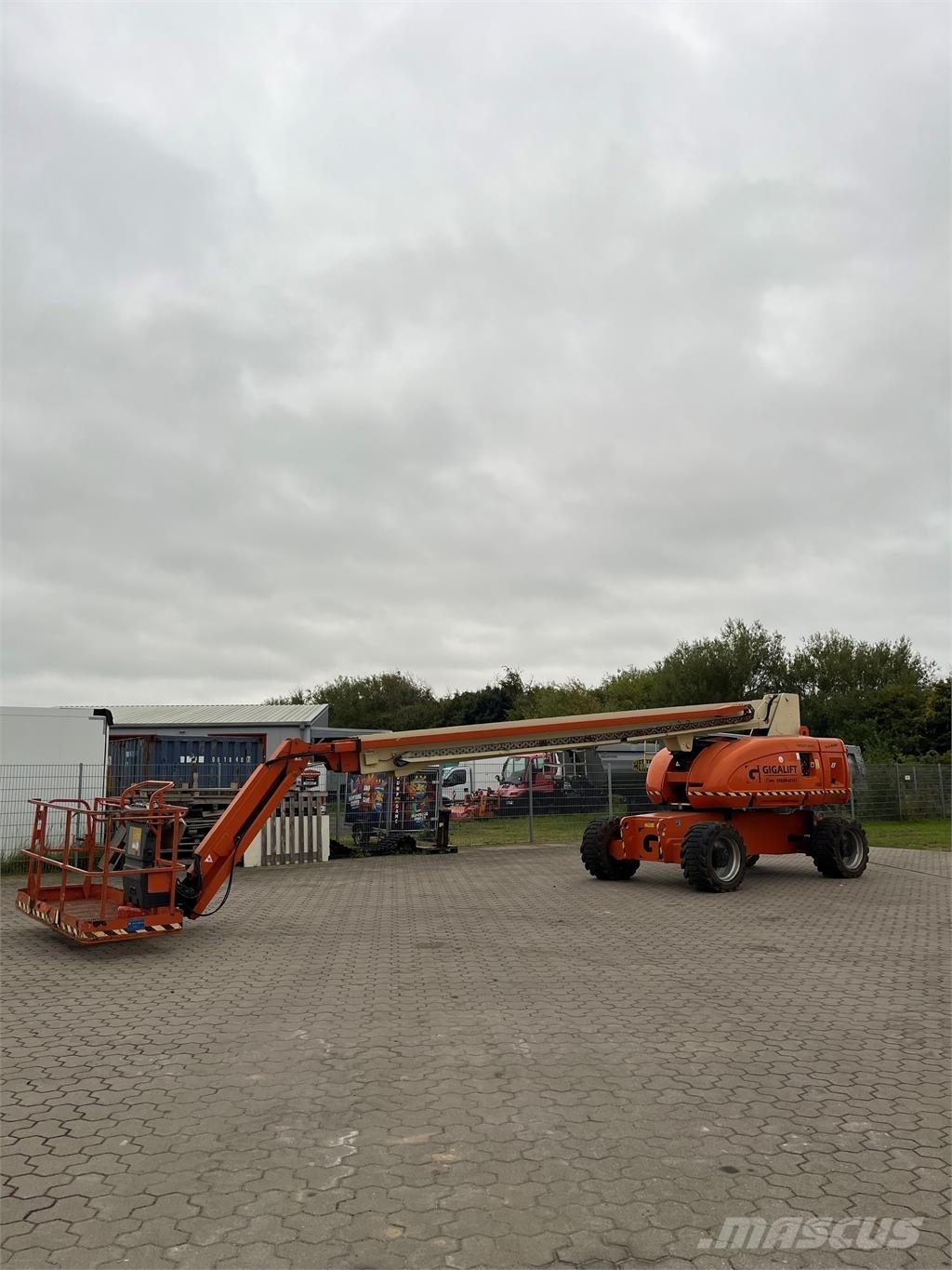 JLG 860 SJ Телескопични повдигачи

