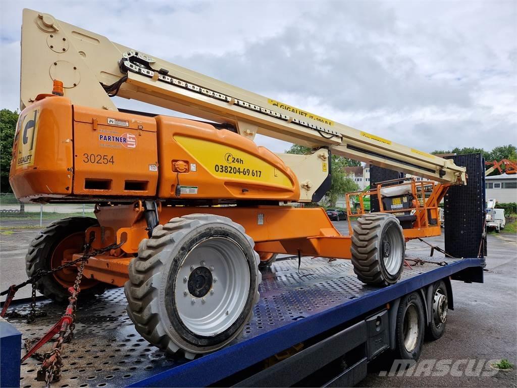 JLG M 600 JP Телескопични повдигачи
