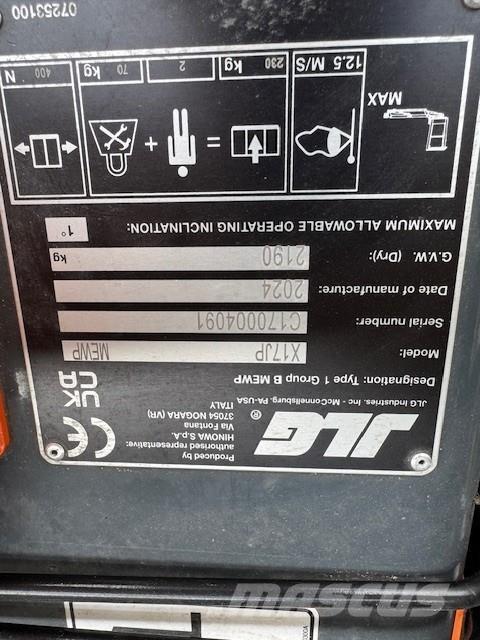 JLG X17JP Spider Компактни самоходни стрелови подемници
