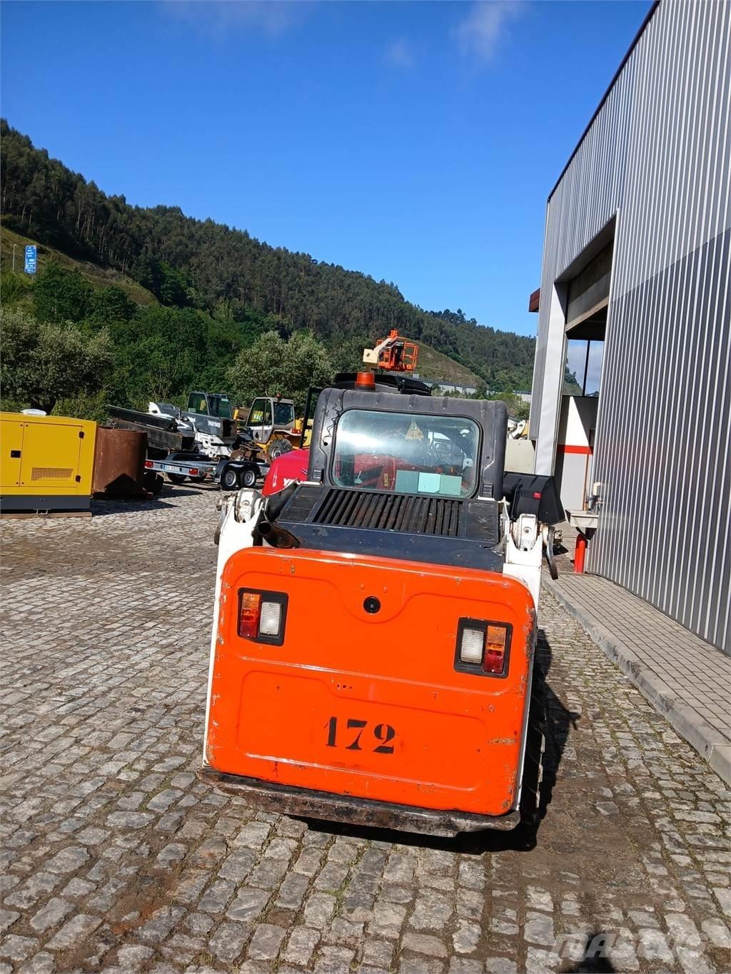 Bobcat S450 Колесни товарачи