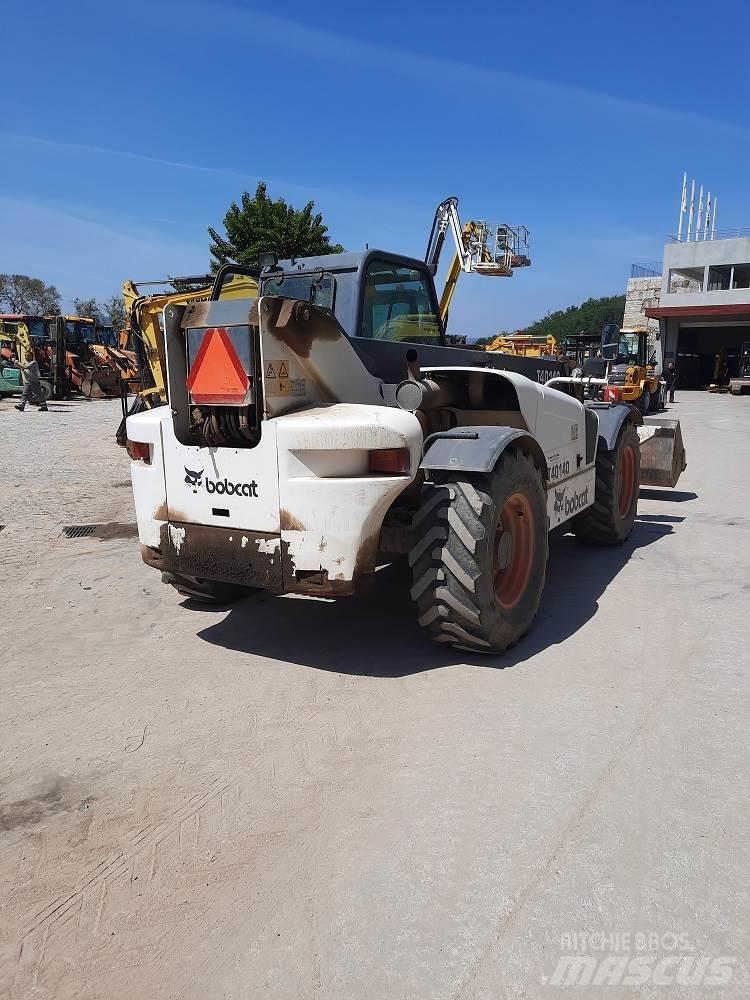 Bobcat T40-140 Ретрак/ Високоповдигач с изместване на вилката напред