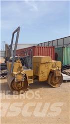 Bomag BW120AD Двойни барабанни ролки
