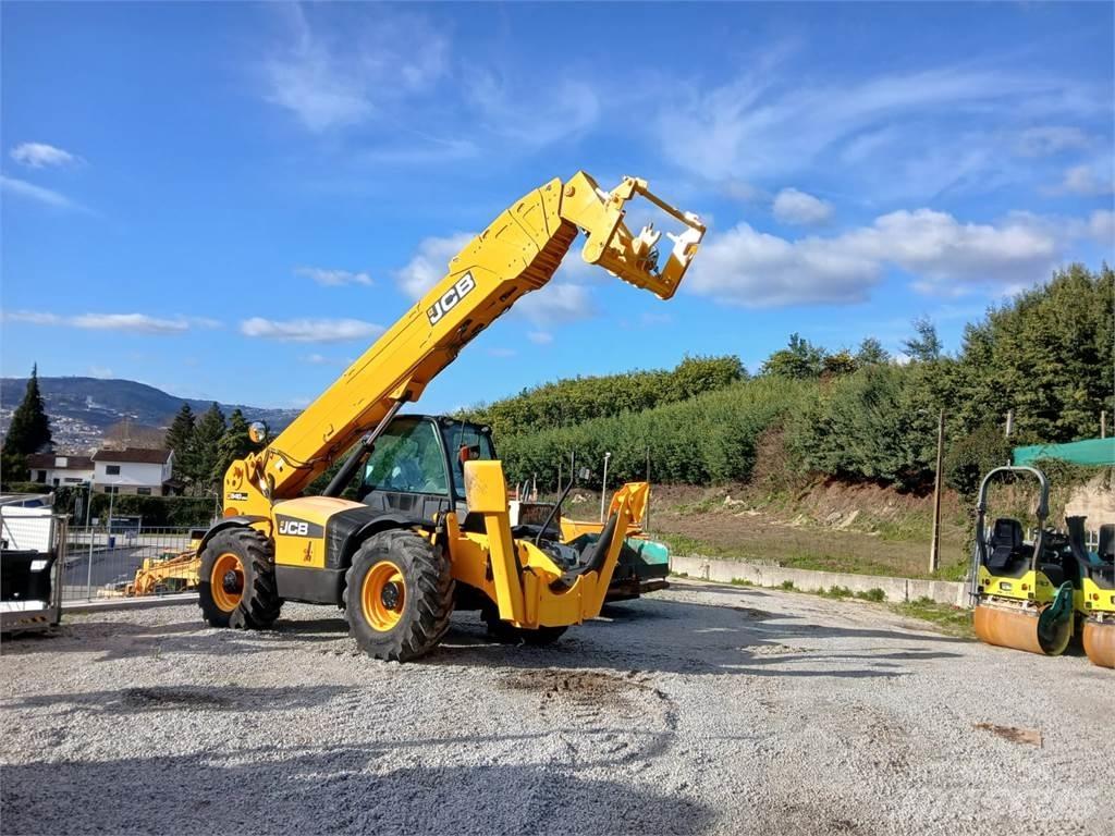 JCB 540-200 Ретрак/ Високоповдигач с изместване на вилката напред