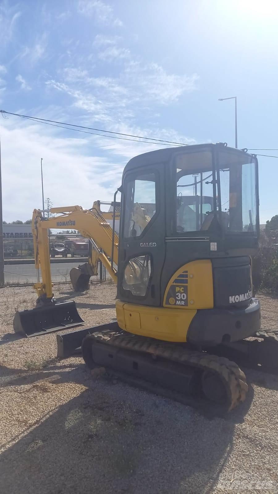 Komatsu PC30MR-2 Мини екскаватори < 7 т