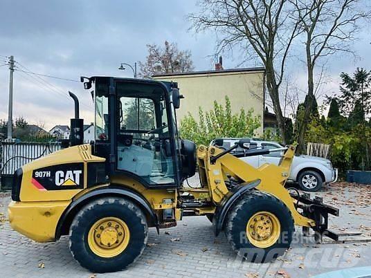 CAT 907H Колесни товарачи