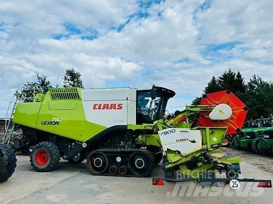 CLAAS LEXION 750 Комбайни