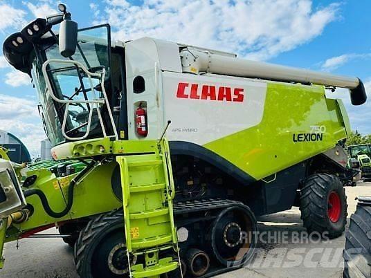 CLAAS LEXION 750 Комбайни