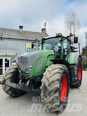 Fendt 933 VARIO Трактори