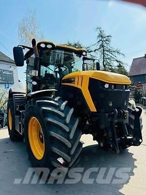 JCB FASTRAC 4220 Трактори