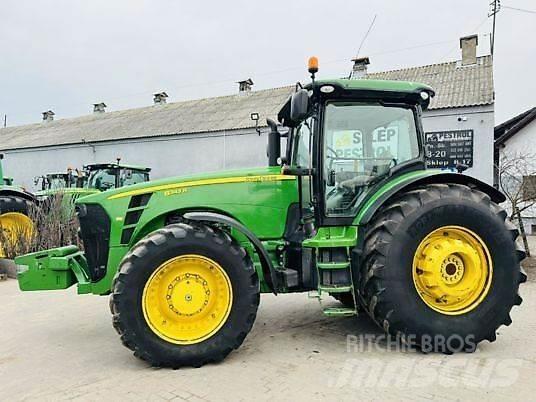 John Deere 8345R Трактори