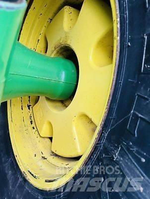 John Deere 8345R Трактори