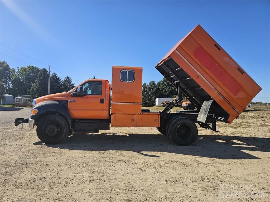 Ford F650 Камиони за дървени стърготини
