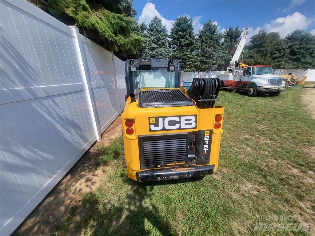 JCB 215T Мини товарачи
