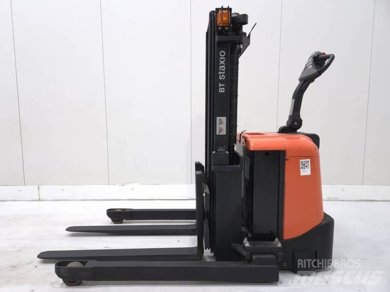 BT SPE135S Колички високоповдигачи с теглич