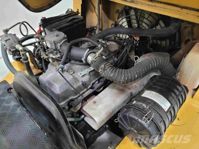 CAT GP30K Камиони с АГУ