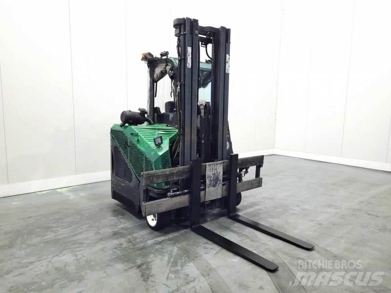 Combilift C3000 CB Повдигач с движение в 4 посоки