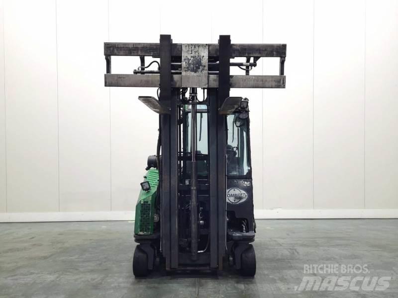 Combilift C3000 CB Повдигач с движение в 4 посоки