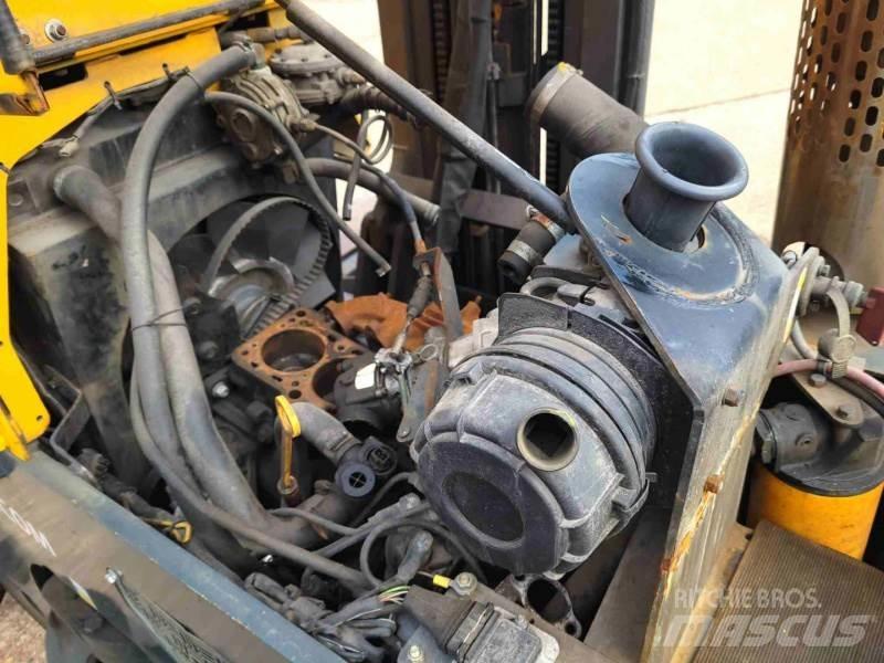 Combilift C3000 GAS Повдигач с движение в 4 посоки