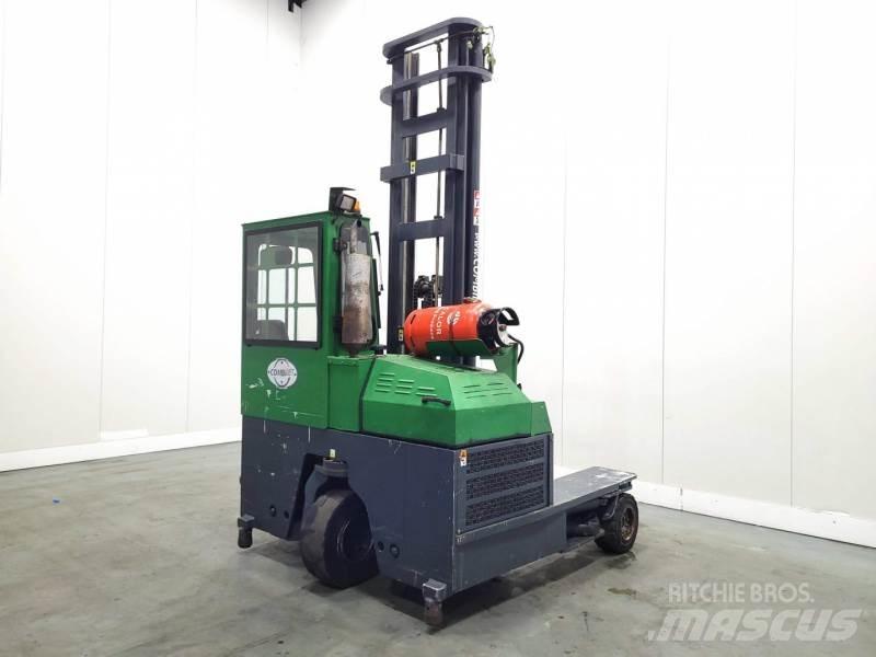 Combilift C4000 Повдигач с движение в 4 посоки