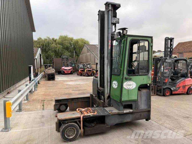Combilift C4000 Повдигач с движение в 4 посоки