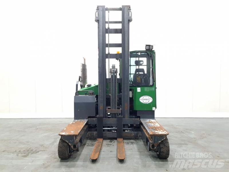 Combilift C4000 Повдигач с движение в 4 посоки