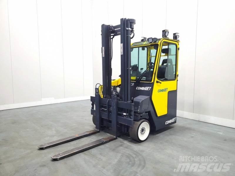 Combilift CB4000 Повдигач с движение в 4 посоки