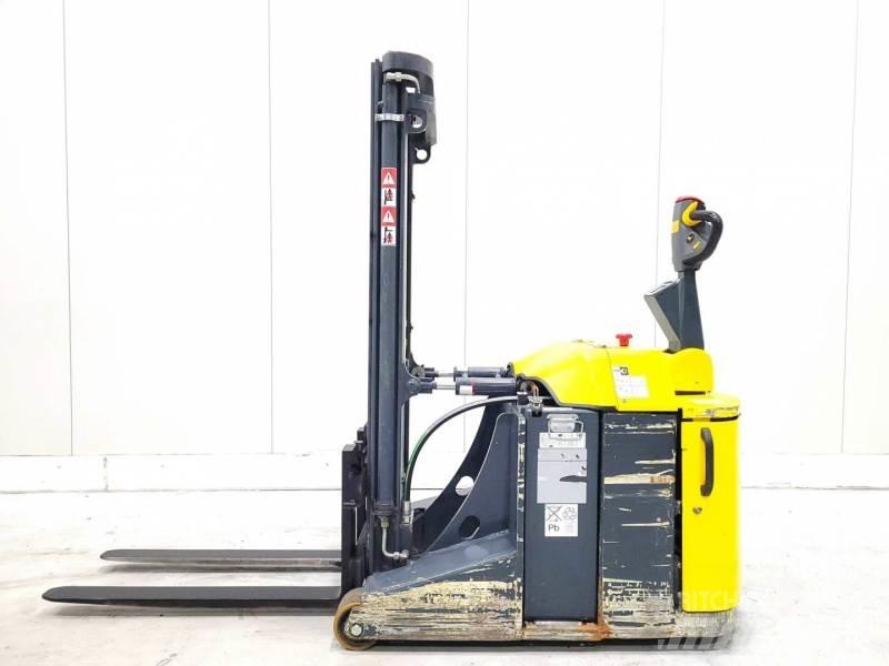 Combilift CS1500 Самоходни товарачи