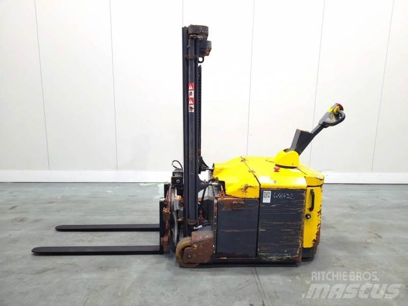 Combilift CS1500 Самоходни товарачи