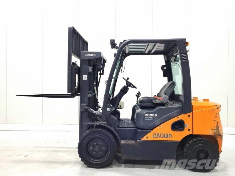 Doosan D30S-07 Дизелови камиони
