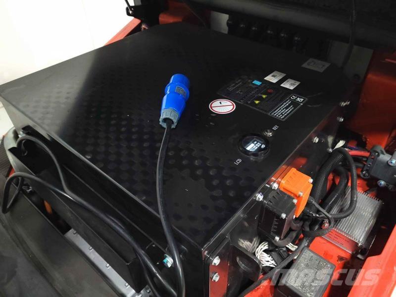 EP EFL203P FT 280 NC Електрически вилични кари-повдигачи