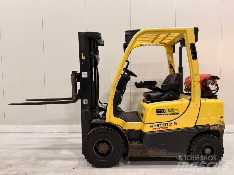 Hyster H2.5FT Камиони с АГУ