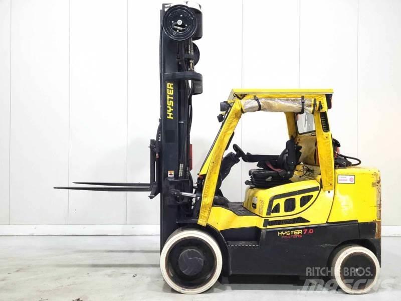 Hyster S7.00FT Камиони с АГУ