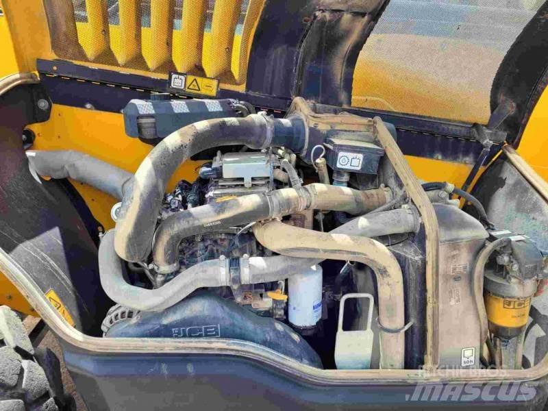 JCB 540-170 5AF Телескопични товарачи