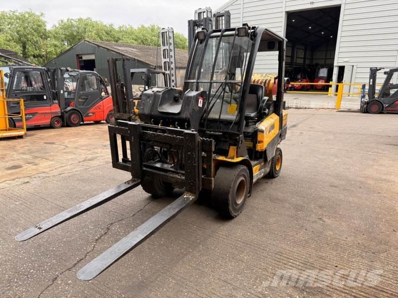 JCB TLT30G Телескопични товарачи